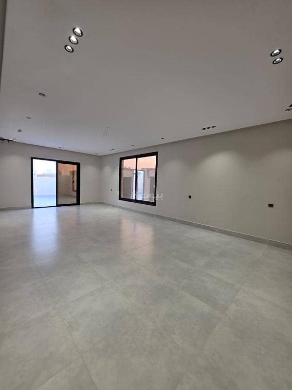 Roof annex for sale, 5 rooms with a terrace at a bargain price Roof annex for sale, 5 rooms with a terrace at a bargain price