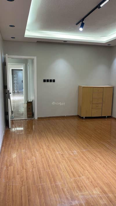 شقة 4 غرف نوم للايجار في شمال الرياض، الرياض - شقة من 4 غرف نوم للإيجار في العليا، الرياض