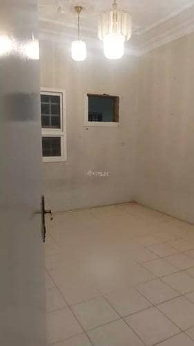 دور 5 غرف نوم للايجار في شرق الرياض، الرياض - دور للإيجار في شارع محمد بن عبدالعزيز بن عبداللطيف, حي الأندلس, مدينة الرياض, منطقة الرياض