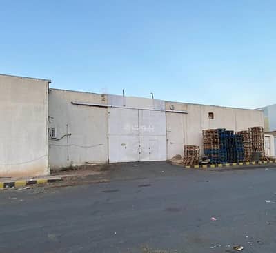 Warehouse for Sale in Al Ghabah, Madina - Warehouse For Sale in Al Ghabah, Madina