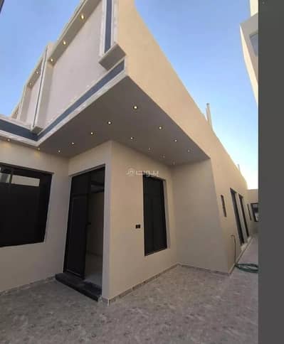 5 Bedroom Villa for Sale in East Riyadh, Riyadh - Villa For Sale in Al Janadriyah, Riyadh