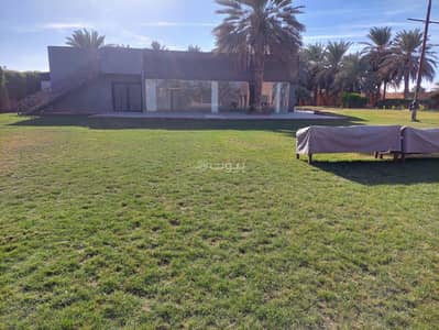 8 Bedroom Rest House for Sale in East Riyadh, Riyadh - For sale, Al Ramal Resort on an area of 6000 square meters