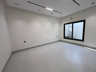 3 Bedroom Floor for Sale in East Riyadh, Riyadh - Floor for sale in Al Maizilah, East Riyadh