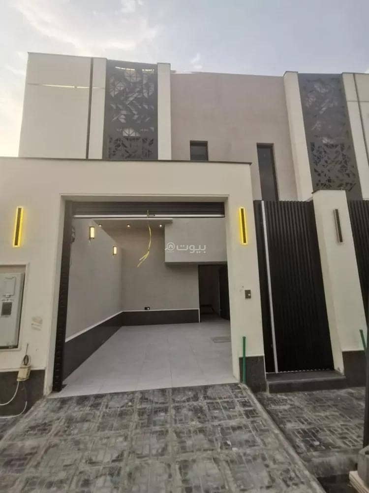 Floor For Sale in Al Janadriyah, Riyadh