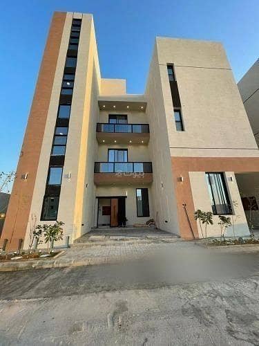 عمارة سكنية 4 غرف نوم للبيع في غرب الرياض، الرياض - عمارة للبيع في شارع الفروسية, حي المهدية, مدينة الرياض, منطقة الرياض