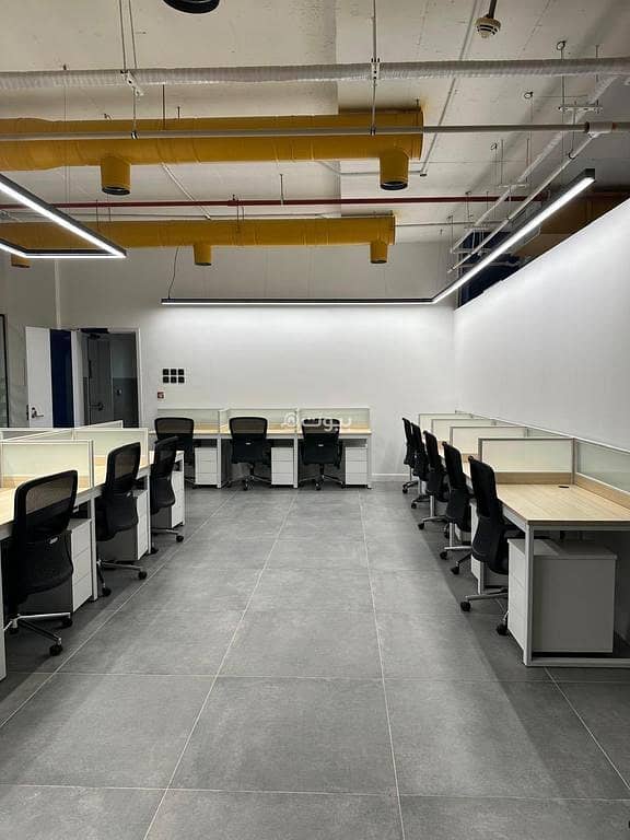 Office for rent in King Abdulaziz District, east Riyadh