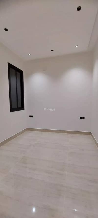 دور 5 غرف نوم للبيع في غرب الرياض، الرياض - دور للبيع في شارع أبي سالم التعايشي, حي العوالي, مدينة الرياض, منطقة الرياض