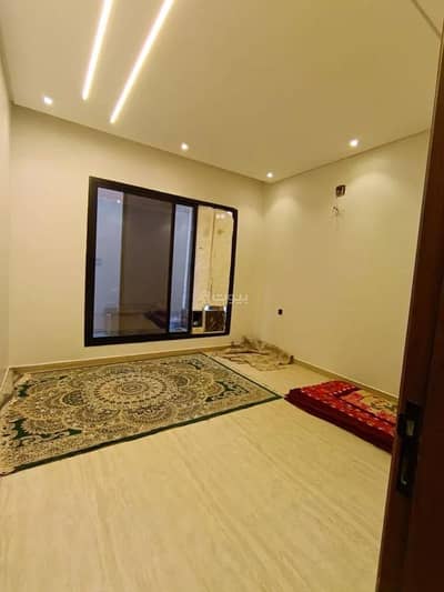 6 Bedroom Floor for Sale in West Riyadh, Riyadh - Floor For Sale in Alawali, Riyadh