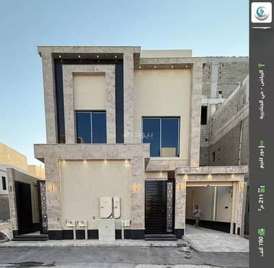 دور 5 غرف نوم للبيع في شرق الرياض، الرياض - طابق للبيع في الجنادرية، الرياض