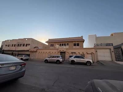 فیلا 4 غرف نوم للبيع في غرب الرياض، الرياض - فيلا للبيع في سلطانة، الرياض