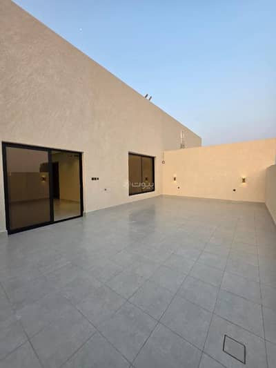 5 Bedroom Flat for Sale in North Jeddah, Jeddah - Rooftop annex for sale, 5 rooms with terrace at a bargain price in Jeddah, Al-Salama neighborhood.