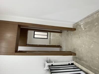 دور 3 غرف نوم للبيع في شرق الرياض، الرياض - دور للبيع في النهضة، شرق الرياض