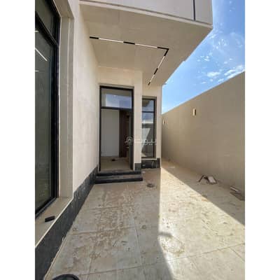4 Bedroom Floor for Sale in East Riyadh, Riyadh - Floor for sale in Al Maiyzilah, east Riyadh