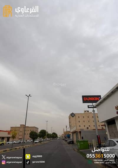 Showroom for Sale in Al Ashrafiyyah, Unayzah - Commercial stores on Prince Sultan Street with an area of 537 sqm