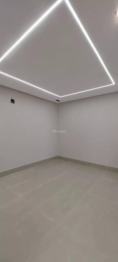 7 Bedroom Villa for Sale in West Riyadh, Riyadh - Villa For Sale in Al Uraija Al Gharbiyah, Riyadh