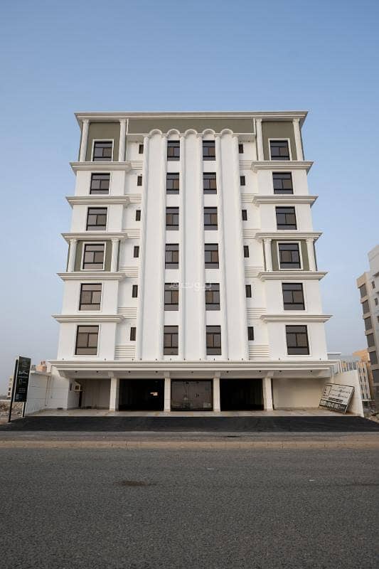 فيلا فاخره للتمليك في حي الريان