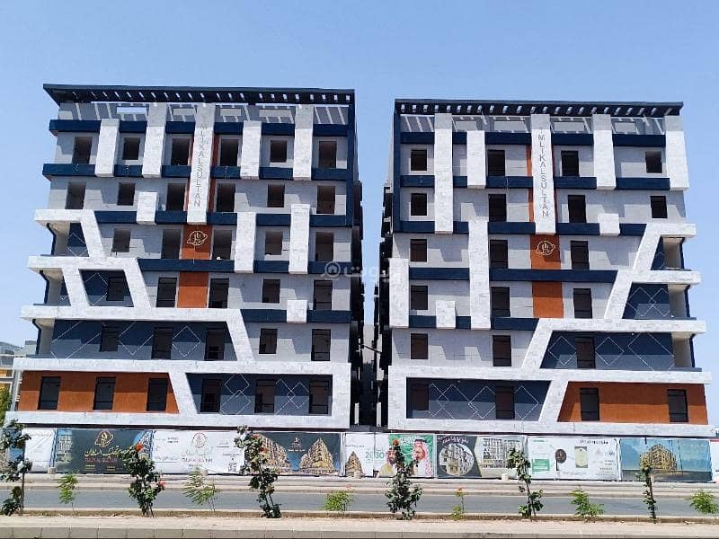 3-bedroom apartment + 1 majlis + dining room, for sale in Al-Wurud, Riyadh