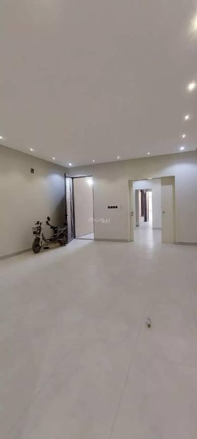 5 Bedroom Floor for Sale in West Riyadh, Riyadh - Floor For Sale in Tuwaiq, Riyadh