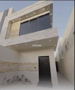 4 Bedroom Floor for Sale in West Riyadh, Riyadh - Floor For Sale in Alawali, Riyadh
