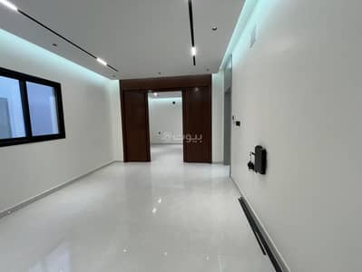 5 Bedroom Floor for Sale in West Riyadh, Riyadh - Floor in West Riyadh，Shubra 5 bedrooms 980000 SAR - 87802535