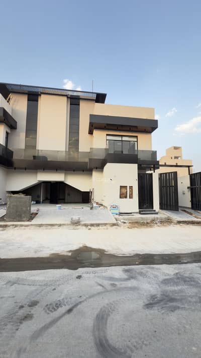 3 Bedroom Floor for Sale in West Riyadh, Riyadh - Floor in West Riyadh，Al Suwaidi Al Gharabi 3 bedrooms 1050000 SAR - 87821476