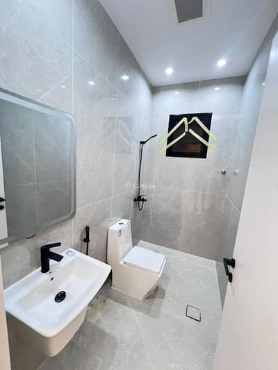 5 Bedroom Flat for Sale in Kittanah, Madina - Distinctive finishing apartments with a private roof