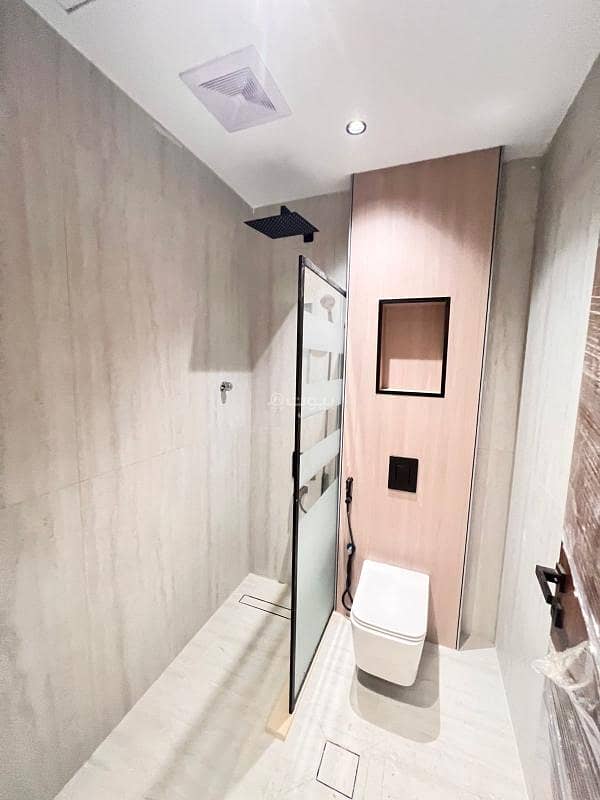 طابق للبيع في أبو مرخي تشطيب مميز