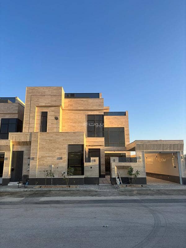 فيلا بمساحة 450م للبيع في المحدية، الرياض