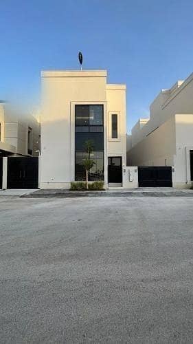6 Bedroom Villa for Sale in West Riyadh, Riyadh - Villa For Sale in Al Mahdiyah, Riyadh