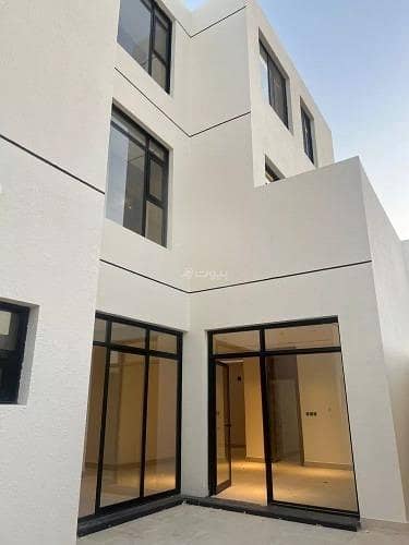 فیلا 6 غرف نوم للبيع في غرب الرياض، الرياض - فيلا للبيع في حي المهدية, مدينة الرياض, منطقة الرياض