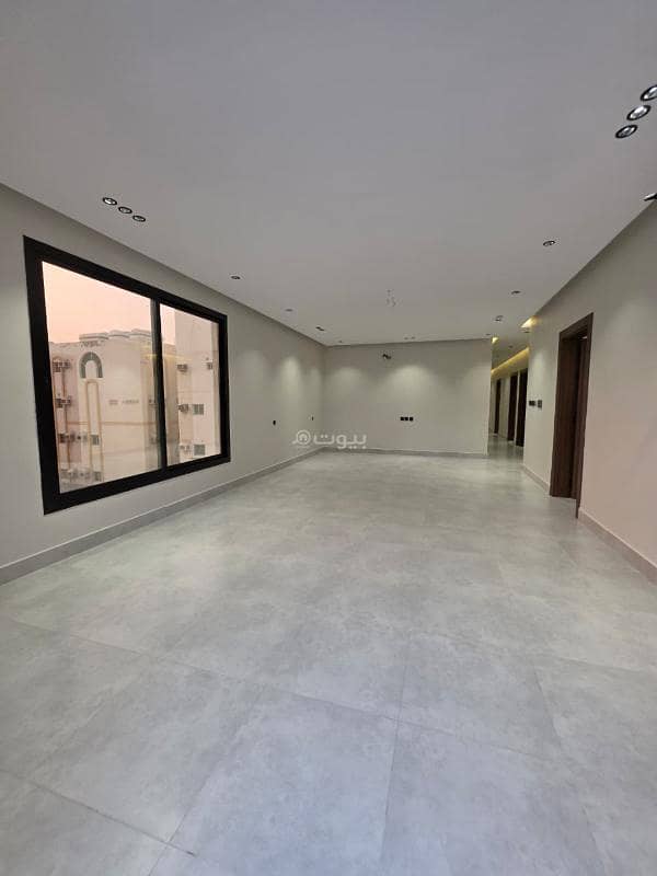 Apartment for sale 3 new luxury rooms ready for immediate occupancy at a bargain price in Al-Salamah neighborhood.