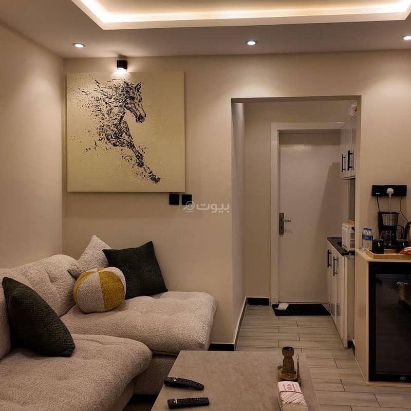 شقه ب صاله أنيقه وغرفه النوم بدخول الذاتي