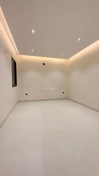 دور 4 غرف نوم للبيع في حي نوارة، المزاحمية منطقة الرياض - دور للبيع في شارع عبدالله ابن جبير, حي نوارة, مدينة المزاحمية, منطقة الرياض