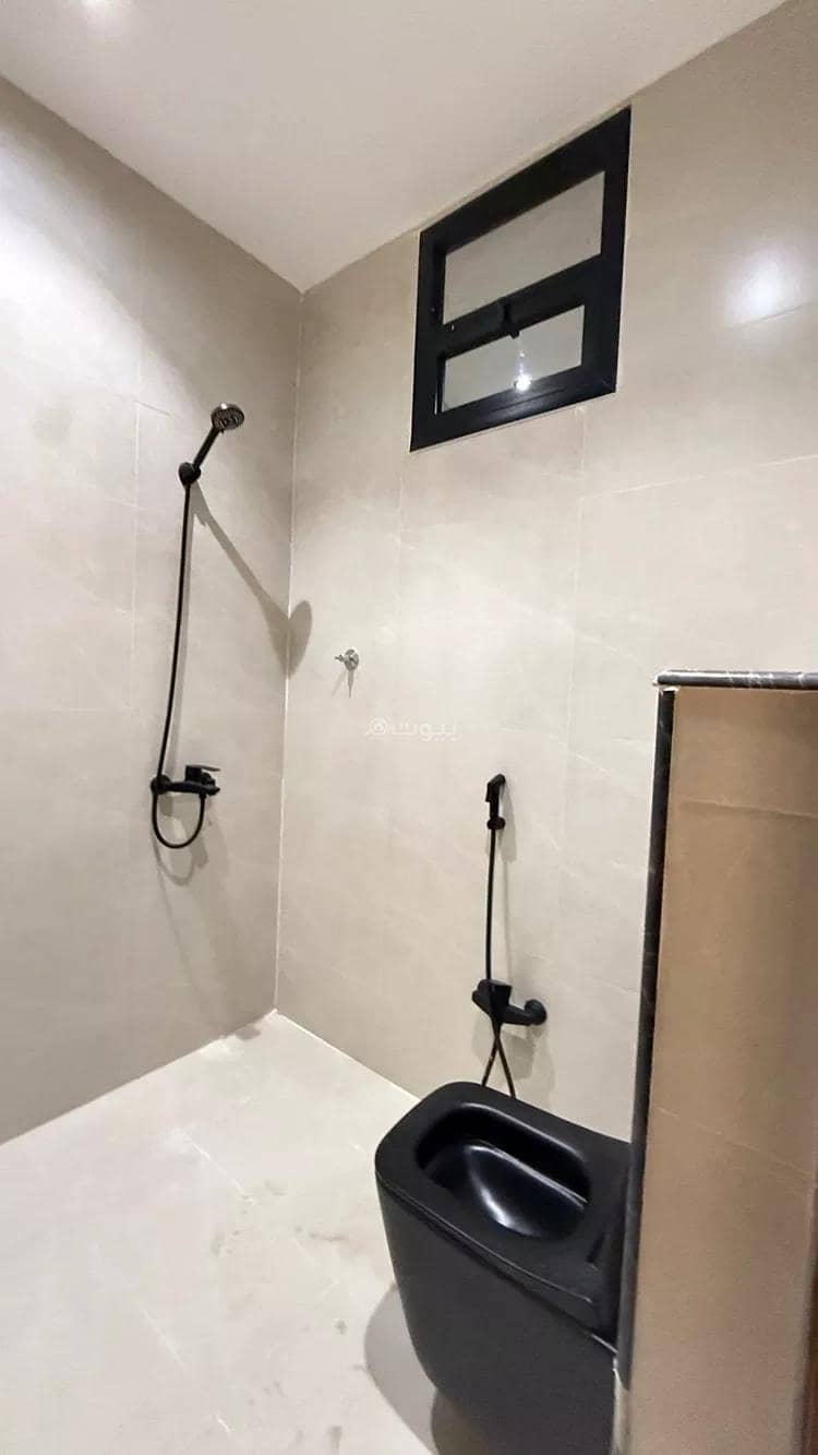 دور للبيع في شارع عبدالله ابن جبير, حي نوارة, مدينة المزاحمية, منطقة الرياض