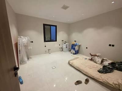 7 Bedroom Villa for Sale in West Riyadh, Riyadh - Villa For Sale in Al Uraija Al Gharbiyah, Riyadh