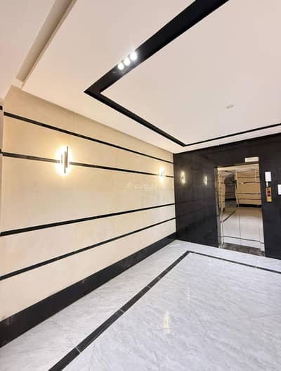 3 Bedroom Flat for Sale in Batha Quraysh, Makkah - For sale an apartment in Al-Batha'a Quraish (3 rooms) ready