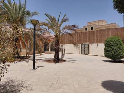 10 Bedroom Villa for Sale in North Riyadh, Riyadh - Villa For Sale in Al Sulimaniyah, Riyadh