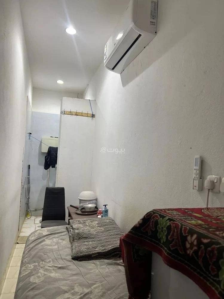 غرفة للإيجار في السعادة، شرق الرياض