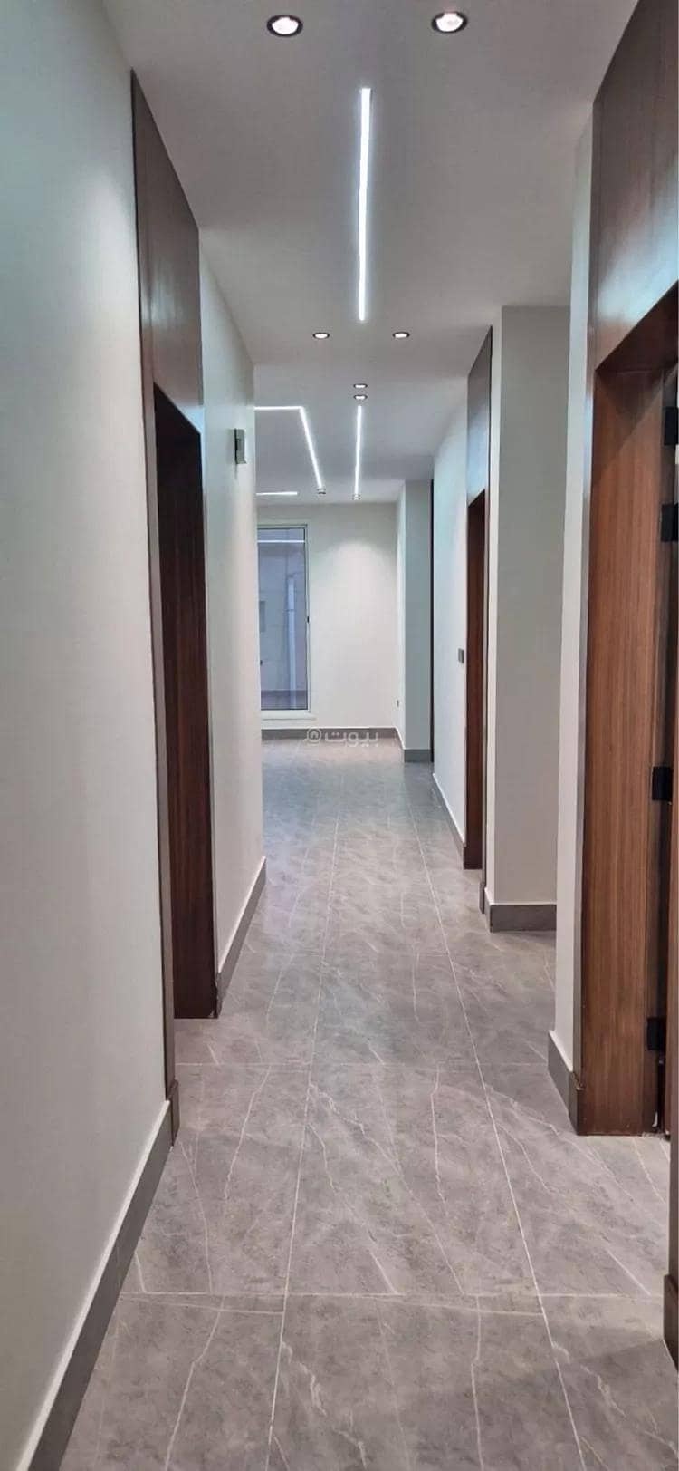 Apartment For Sale in King Fahd Suburb, Dammam