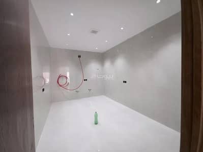 3 Bedroom Floor for Sale in West Riyadh, Riyadh - Floor For Sale in Tuwaiq, Riyadh