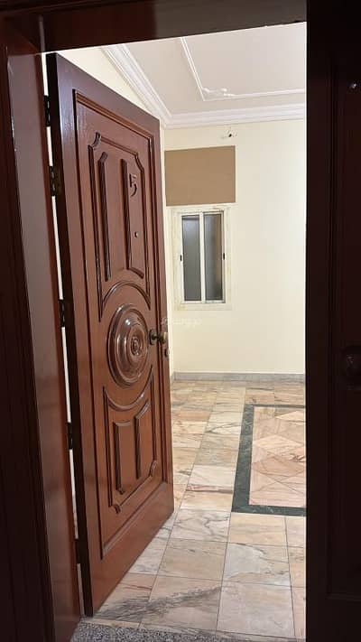 فلیٹ 6 غرف نوم للايجار في وسط جدة، جدة - شقة بمساحة كبيرة في جدة ( حي الرويس )