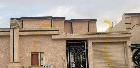 دور 4 غرف نوم للايجار في جنوب الرياض، الرياض - طابق للإيجار في بدر، الرياض