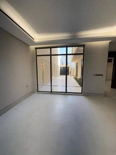 6 Bedroom Villa for Sale in West Riyadh, Riyadh - Villa for Sale in Al Mahdiyah, West Riyadh