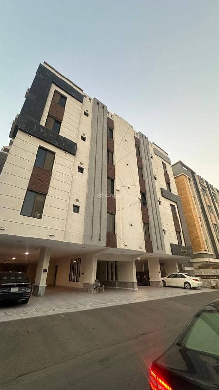 شقة جديدة للايجار بحي الربوة مكونة من 4 غرف