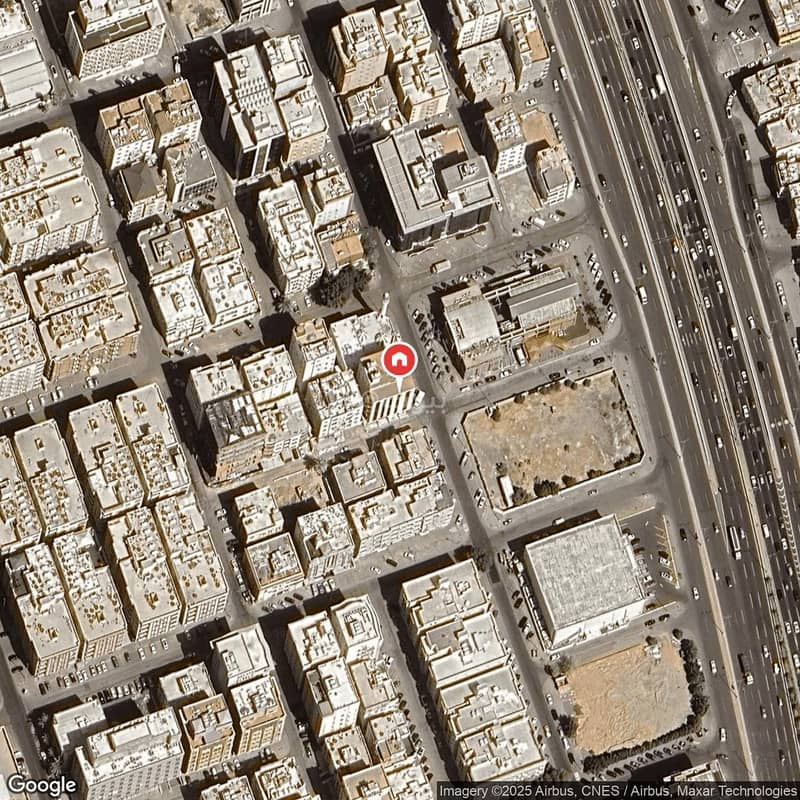 عمارة للبيع – جدة، حي الحمراء، شارع الأمة الإسلامية عمارة للبيع – جدة، حي الحمراء، شارع الأمة الإسلامية