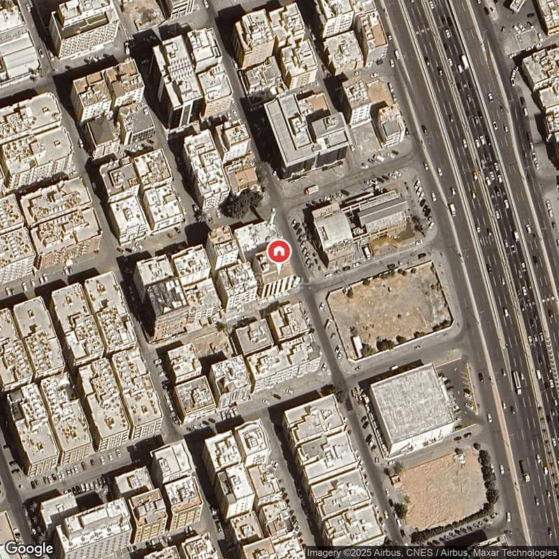 عمارة سكنية في الحمراء, وسط جدة