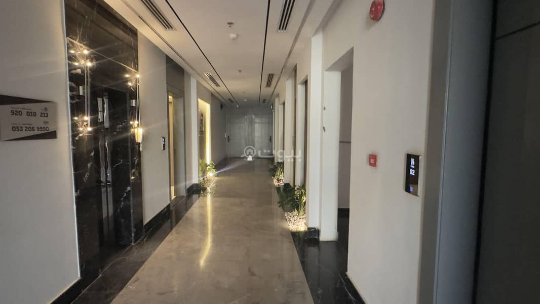 شقة فاخرة للإيجار حي الملقا