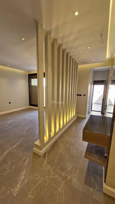 2 Bedroom Floor for Sale in North Riyadh, Riyadh - Upper floor for sale, clean and equipped, in Al-Marsalat neighborhood.