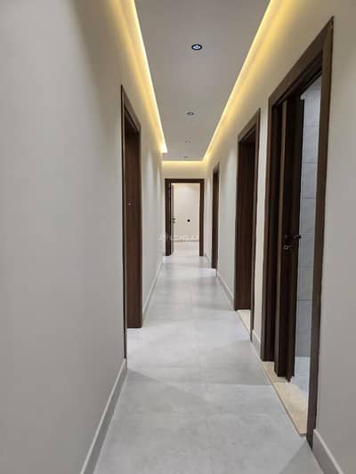 4 Bedroom Apartment for Sale in North Jeddah, Jeddah - Own a luxury apartment in Al Salama, north of Jeddah