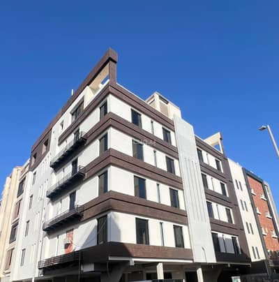 4 Bedroom Flat for Sale in North Jeddah, Jeddah - Own a 4-room apartment in Al-Rawdah neighborhood for sale with immediate delivery and two entrances.